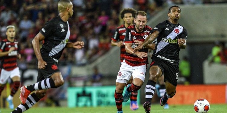 Flamengo e Vasco buscam primeira vaga na final do Campeonato Carioca