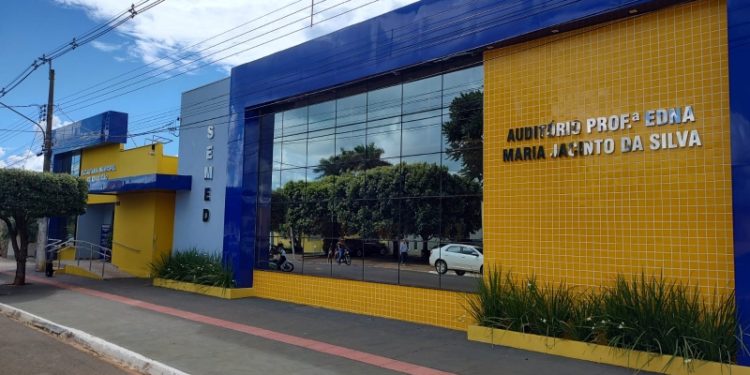 SEMED convoca mais 42 professores aprovados no processo seletivo para lotação