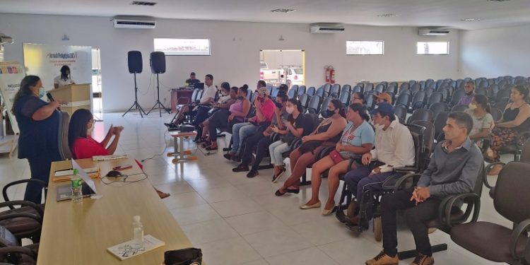 Palestra abre formação de PCDs para o mercado de trabalho em Costa Rica