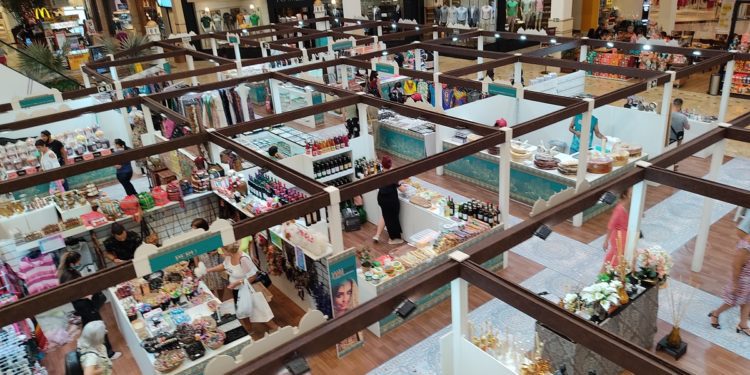 Expo Índia é opção de lazer e compras na capital