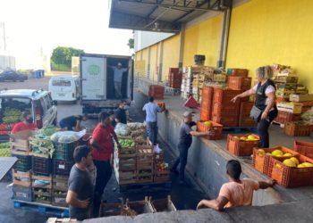 Fort Atacadista doa hortifrúti para seis entidades beneficentes e mantém todos os 140 empregos da unidade Getúlio Vargas