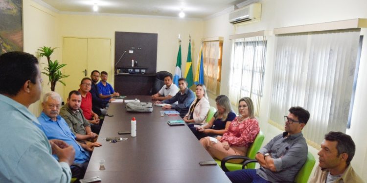 Costa Rica discute implantação de Microcrédito Orientado para fomentar Agricultura Familiar