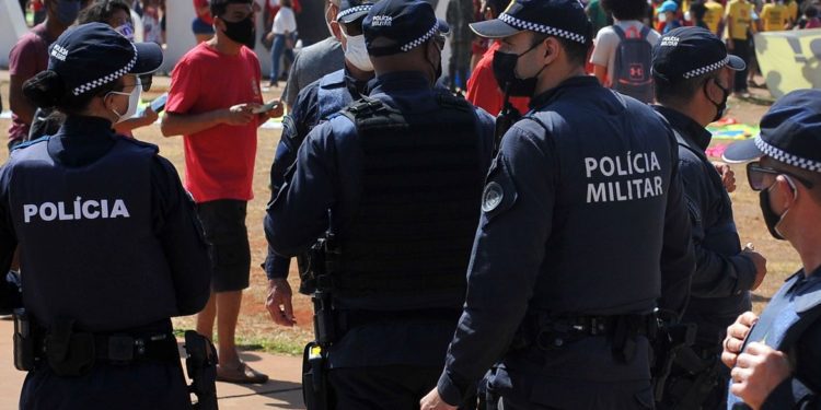 Presidente sanciona programa de habitação voltado para policiais