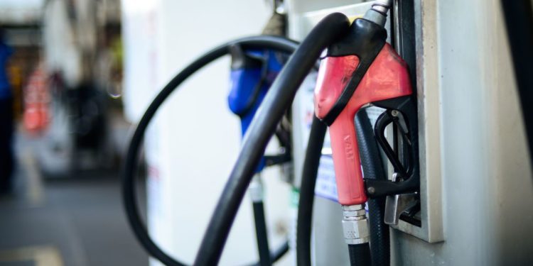 Governo zera imposto de importação de etanol e de seis alimentos