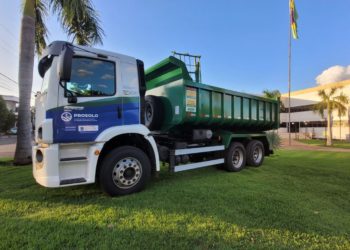Já está em Camapuã o novo caminhão basculante que o município recebeu do Governo de MS.