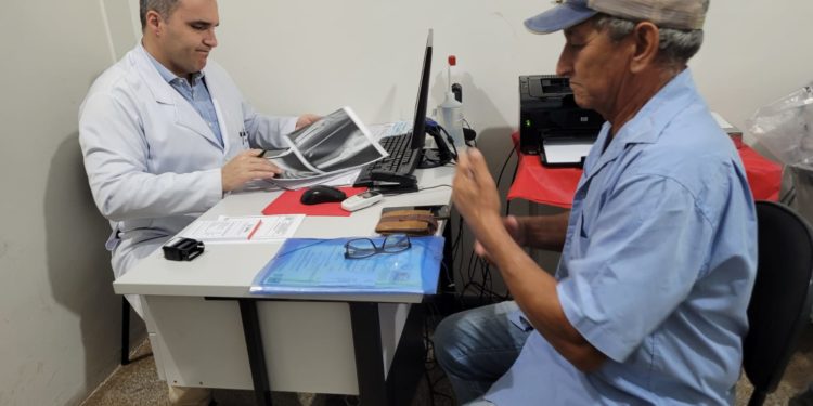 Novos atendimentos de ortopedia foram realizados na ESF Central nesta quinta-feira (21).