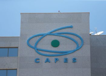 Universidade Aberta do Brasil oferece mais de 130 mil vagas