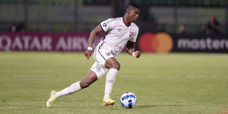 Athletico-PR inicia Libertadores com empate com o Caracas