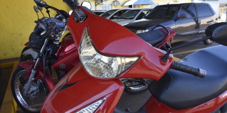 Campanha de transferência de veículos com placas de outras cidades para Costa Rica termina dia 30 de junho