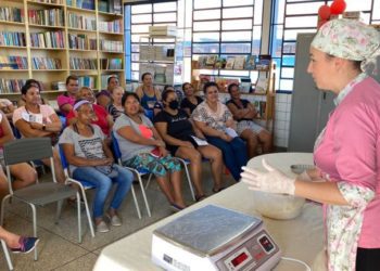 OFICINA DE EMPADAS INCENTIVA EMPREENDEDORISMO DE MULHERES NO IMBIRUSSU