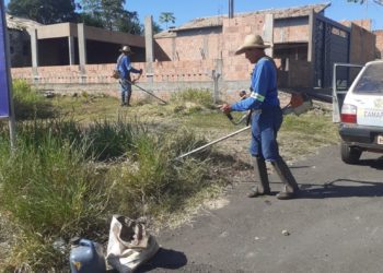 A Prefeitura não para e realiza vários trabalhos por toda Camapuã.