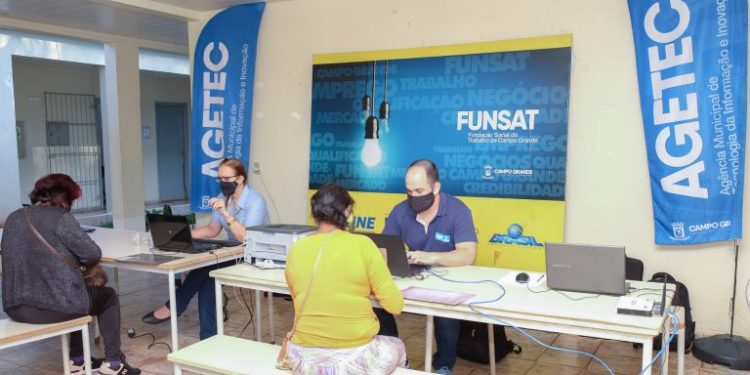 FUNSAT ITINERANTE LEVA ATENDIMENTO AOS MORADORES DO BAIRRO DOM ANTÔNIO BARBOSA E REGIÃO