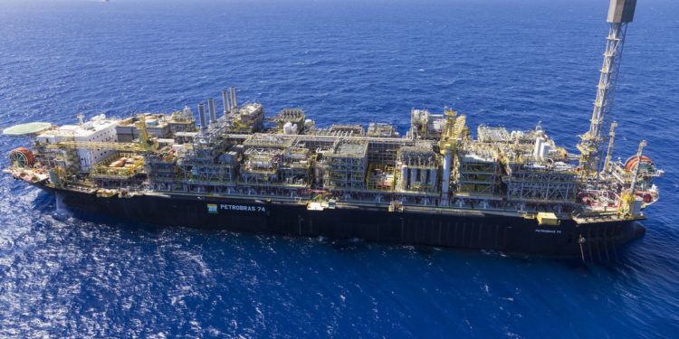 Petróleo: produção em regime de partilha soma 486 mil barris em abril