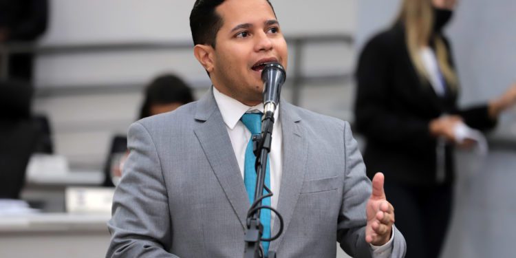 “A gente fortalece para entregar à população um grande trabalho”, diz Papy sobre Orçamento Impositivo