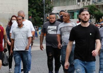 Covid-19: Brasil registra 75 mortes e 12,3 mil novos casos em 24 horas