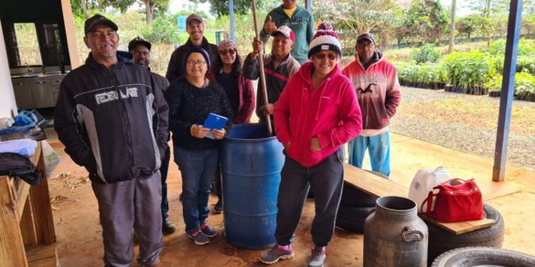 Horticultores do Cinturão Verde recebem Oficina de Planejamento e Preparo de Insumos