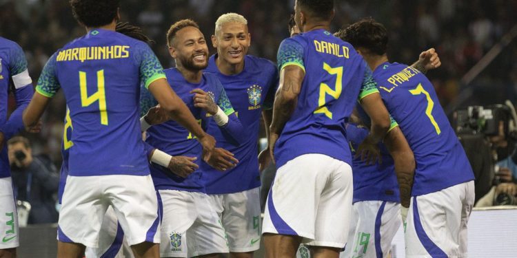 Brasil aplica 5 a 1 na Tunísia, em último amistoso antes da Copa