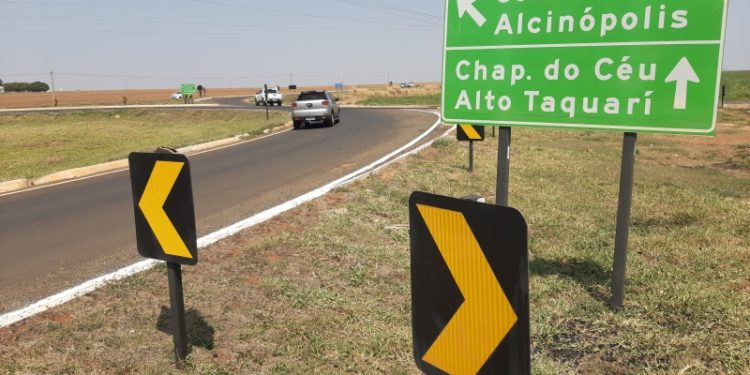 Governo lança aviso de licitação para reestruturar rodovia entre Costa Rica e a MS-306