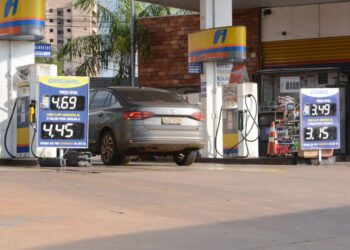 Diesel recua R$ 0,98, mas defasagem com mercado internacional pressiona aumento