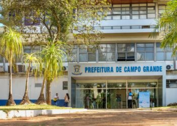 PREFEITURA CONVOCA APROVADOS EM PROCESSOS PARA CUIDADOR EM SAÚDE MENTAL, ASSISTENTE SOCIAL E PSICÓLOGO