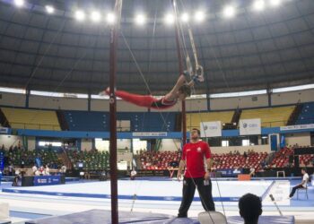 ATLETA DA CAPITAL GARANTE 3º LUGAR NO CAMPEONATO BRASILEIRO DE GINÁSTICA