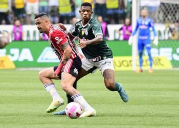 Palmeiras para no goleiro Felipe Alves e só empata sem gols com o São Paulo
