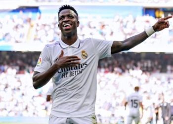 Criador da Bola de Ouro vê Vini Jr. capaz de enfrentar Mbappé e Haaland