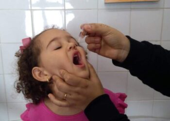 PREFEITURA MANTÉM MAIS DE 70 LOCAIS ABERTOS DURANTE TODO DIA PARA VACINAÇÃO