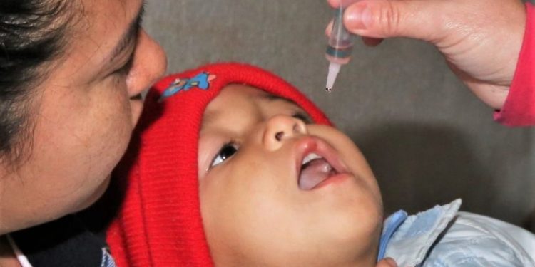 TRÊS UNIDADES ABREM DURANTE TODO O DIA NESTE SÁBADO E DURANTE O FERIADO PARA VACINAÇÃO