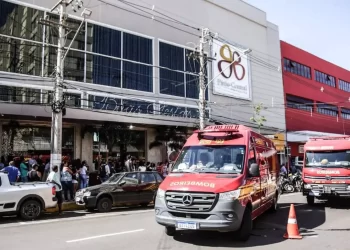 Pátio Central reabre na quarta-feira após fechar por incêndio que atingiu unidade do Detran