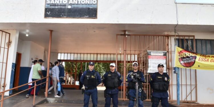 CEMITÉRIOS PÚBLICOS DE CAMPO GRANDE RECEBEM CERCA DE 200 MIL VISITANTES NO DIA DE FINADOS