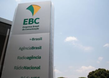 Jornalista da EBC conquista Prêmio Mulheres Raras 2022