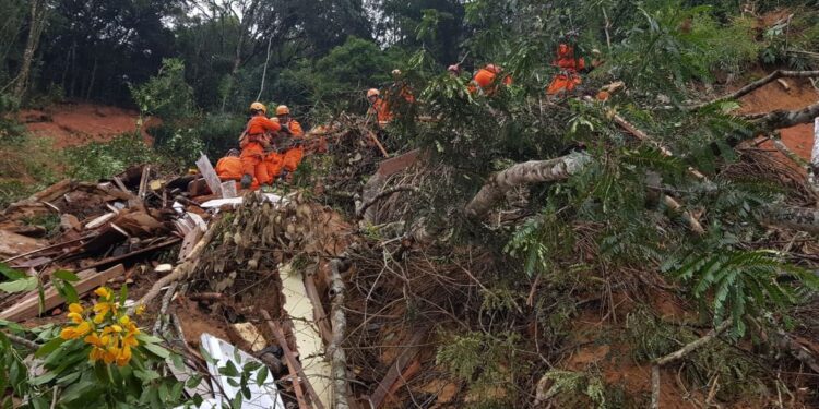 Anatel inicia testes para envio de mensagens com alerta de desastres