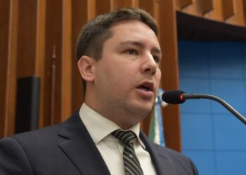 Projeto proíbe cumulatividade de corte de energia e protesto em cartório