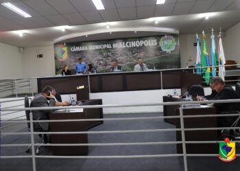 Sessão Extraordinária é realizada para a votação de três Projetos de Lei