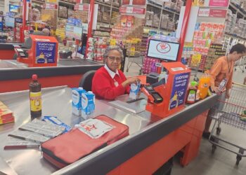 Profissionais com mais de 50 anos tem campanha de contratação exclusiva por grupo do varejo