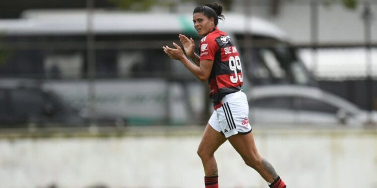 Flamengo vence 8ª seguida e dorme na ponta do Brasileiro Feminino