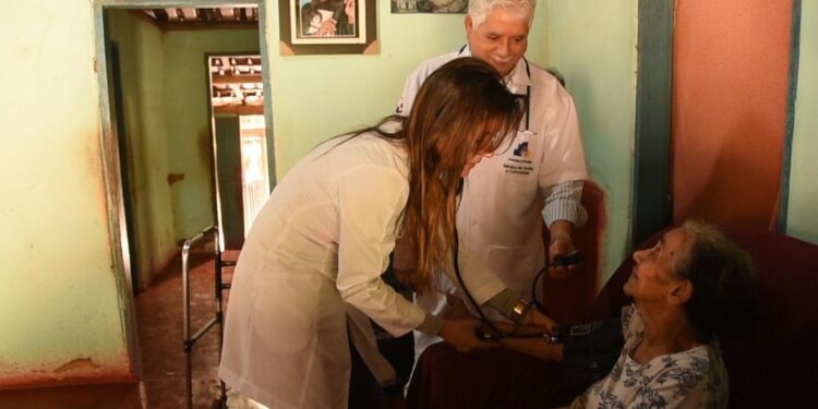 MEC autoriza novos cursos de medicina em regiões onde faltam médicos