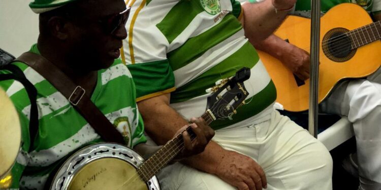 Trem do Choro completa dez anos e homenageia Pixiguinha e São Jorge