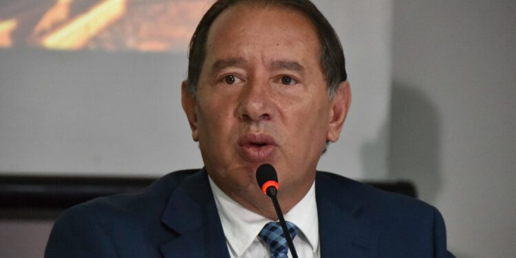 Gerson anuncia que além da isenção do IPVA , Governo estuda R$ 1 mil em GNV para quem aderir ao gás natural