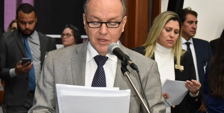 Projeto veda suspensão de atendimento sem aviso e justa causa à pacientes com TEA