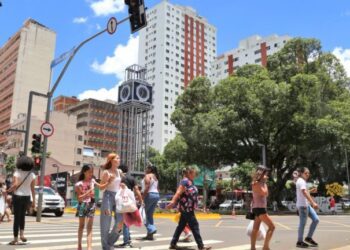 DIA DOS NAMORADOS DEVE INJETAR R$ 123 MILHÕES EM CAMPO GRANDE, VALOR 59% MAIOR QUE EM 2022