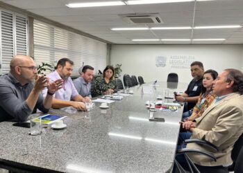 Secretário apresenta na ALEMS minuta de decreto que prevê R$ 211 milhões à Educação