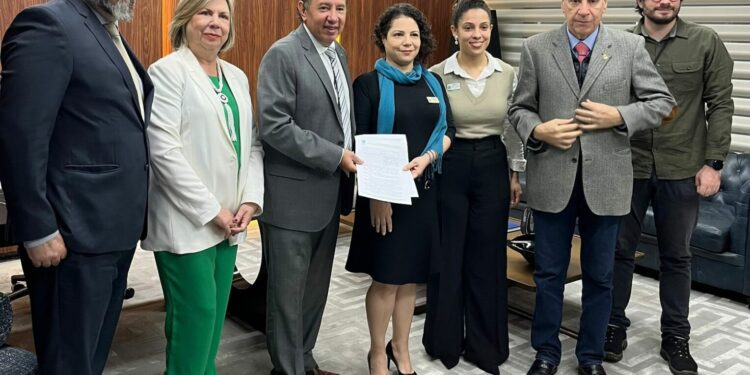 Servidores da Assembleia terão reposição salarial de 4%