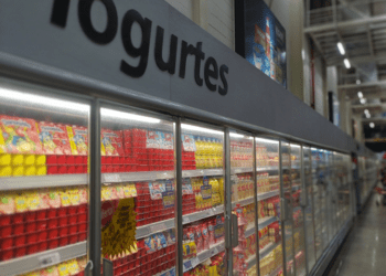 Soro de leite, iogurte, bebida e mistura láctea: saiba quais as diferenças na hora de comprar e consumir