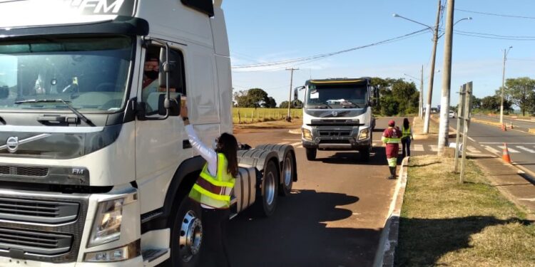 Maio Amarelo: CCR MSVia realiza campanhas de conscientização na BR-163/MS