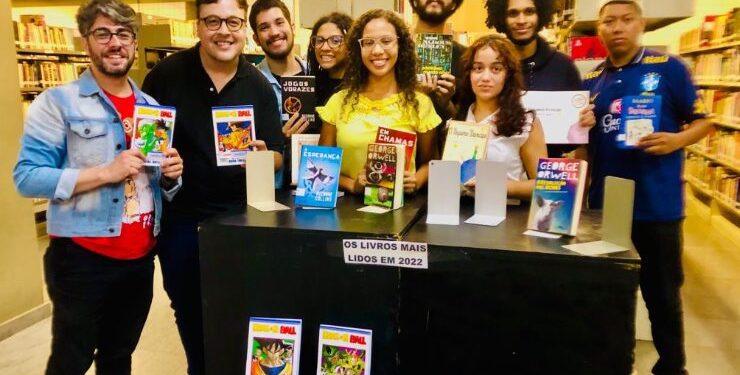 Ler é Viver tem visita à casa de Manoel de Barros, livro de contos e as obras mais lidas