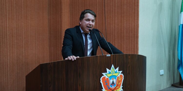 Sob comando de Pedrinho Cabeleireiro, Câmara de Camapuã já economizou mais de R$ 1 milhão em cinco meses