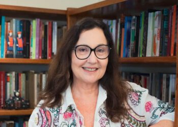 Especialista em Economia Criativa, Cláudia Sousa Leitão lança livro em Campo Grande