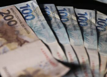 Receita abre consulta para 3º lote de restituição do Imposto de Renda